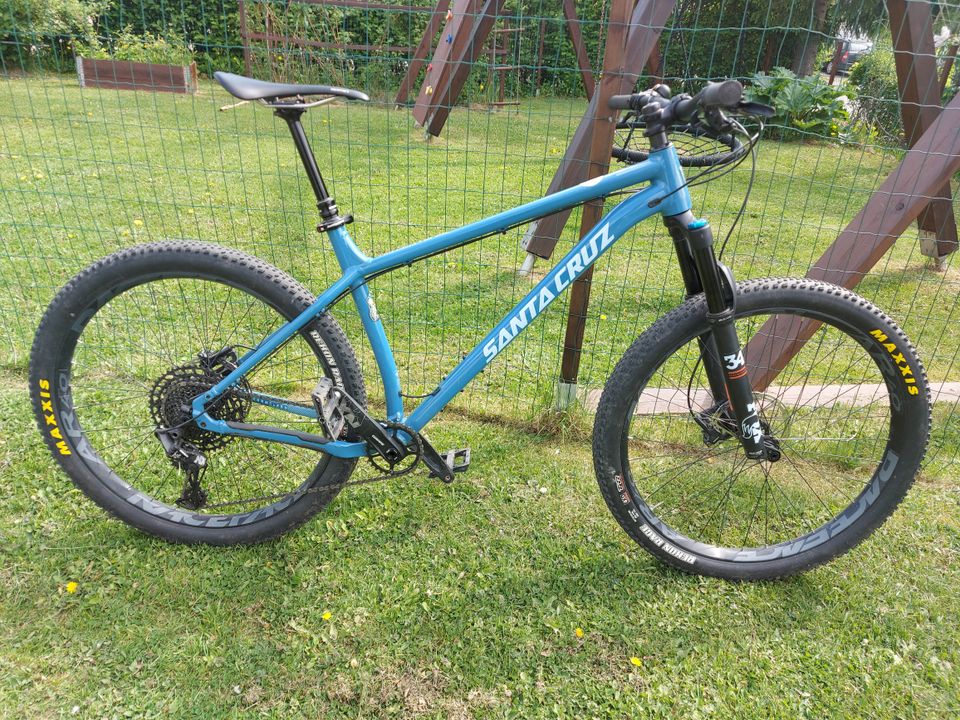 Santa cruz xl