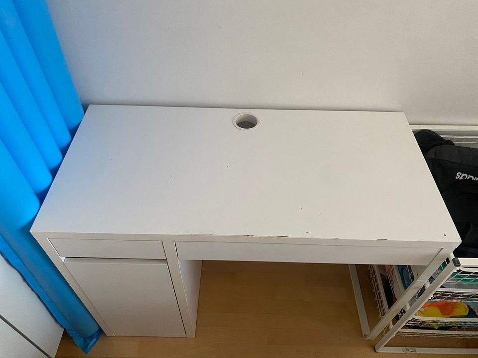 Ikea Micke työpöytä
