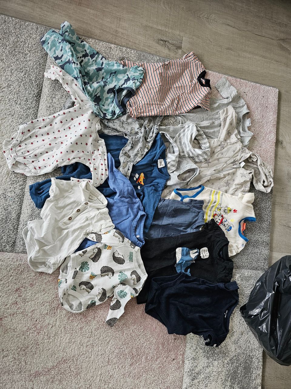 Vauvan vaatteet 0-1 /62-68cm