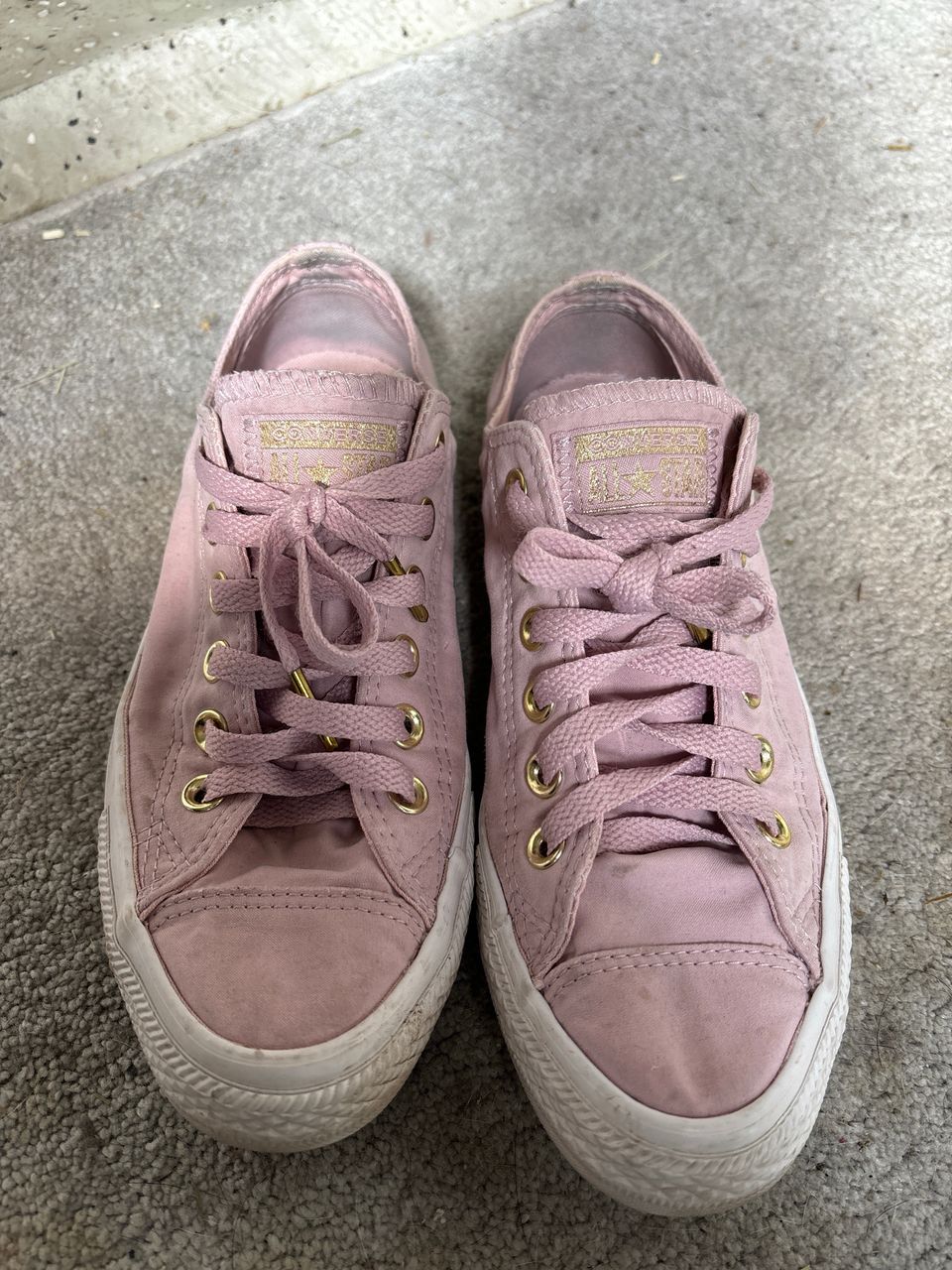 Converse vaaleanpunaiset kengät 37.5