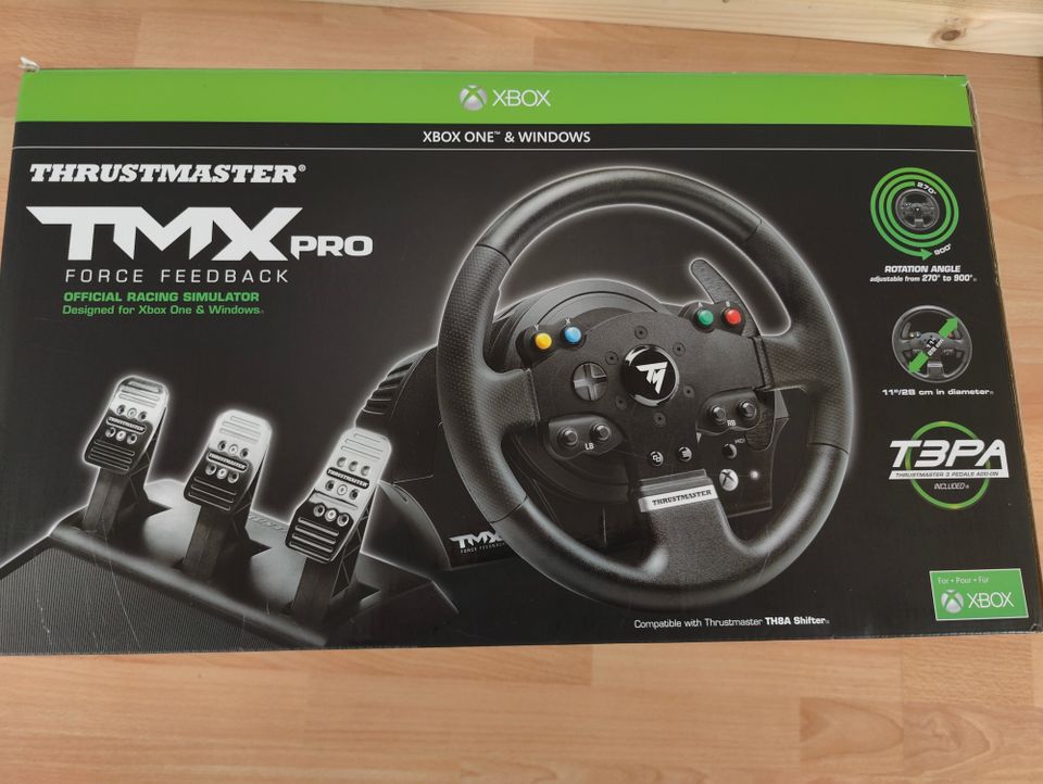 Myydään Thrustmaster TMX Pro ratti poljinsetti