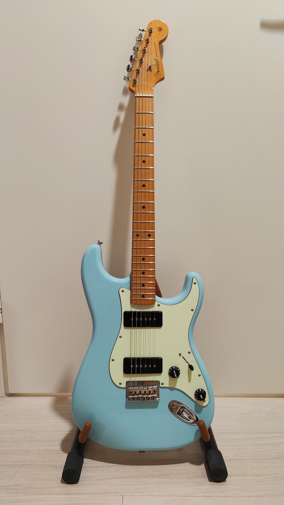 Fender Noventa Stratocaster