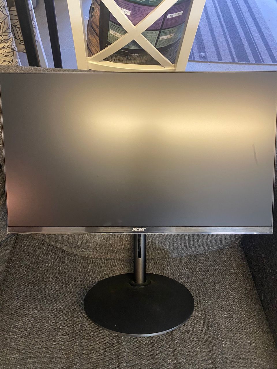 Acer pelinäyttö 180hz