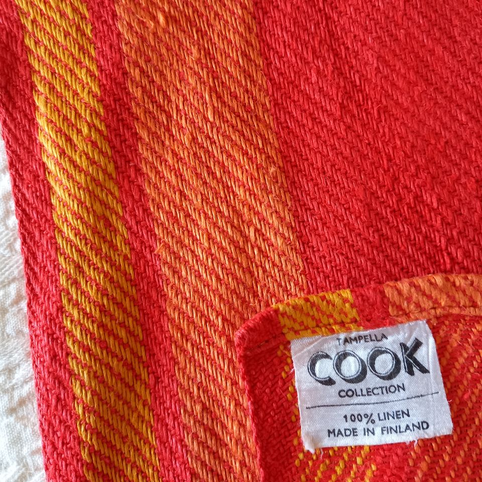 Tampella Cook Collection pellavaa oranssi kaitaliina.