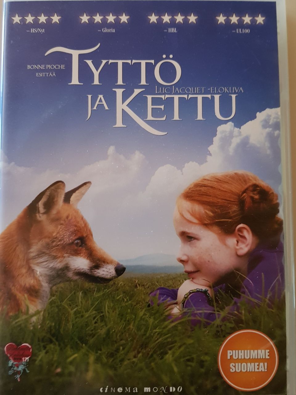 Tyttö ja kettu