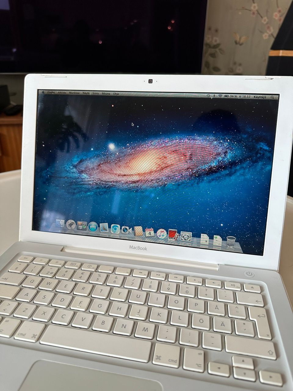 MacBook 4,1 (A1181, 2008)