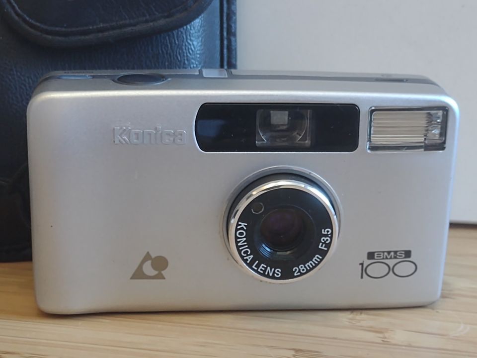 Konica BM-S 100 kamera filmille