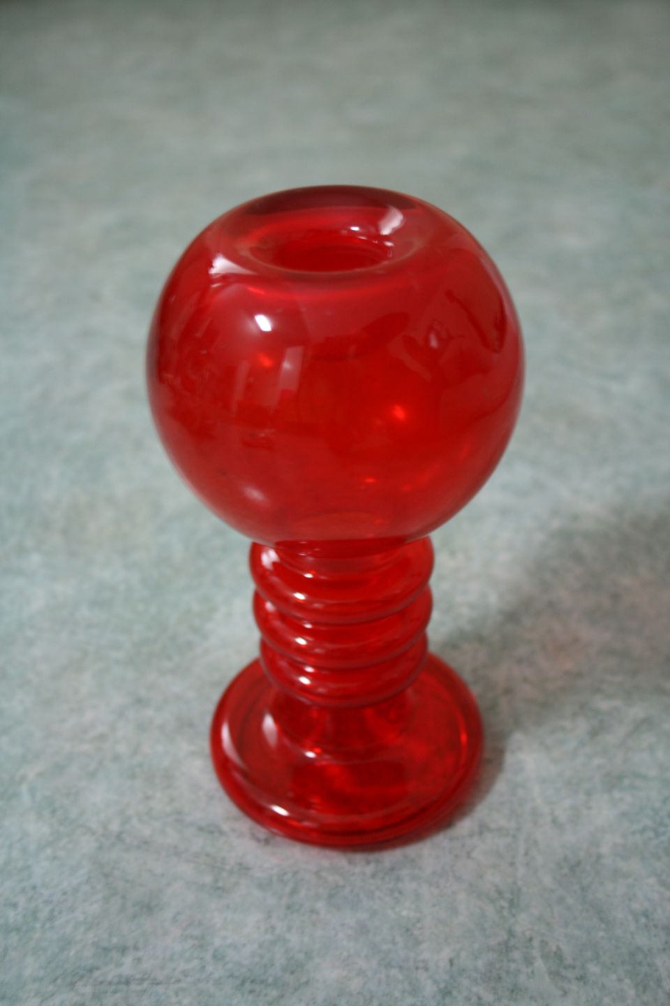 Riihimäen lasi Carmen kääntömaljakko/kynttiläjalka punainen