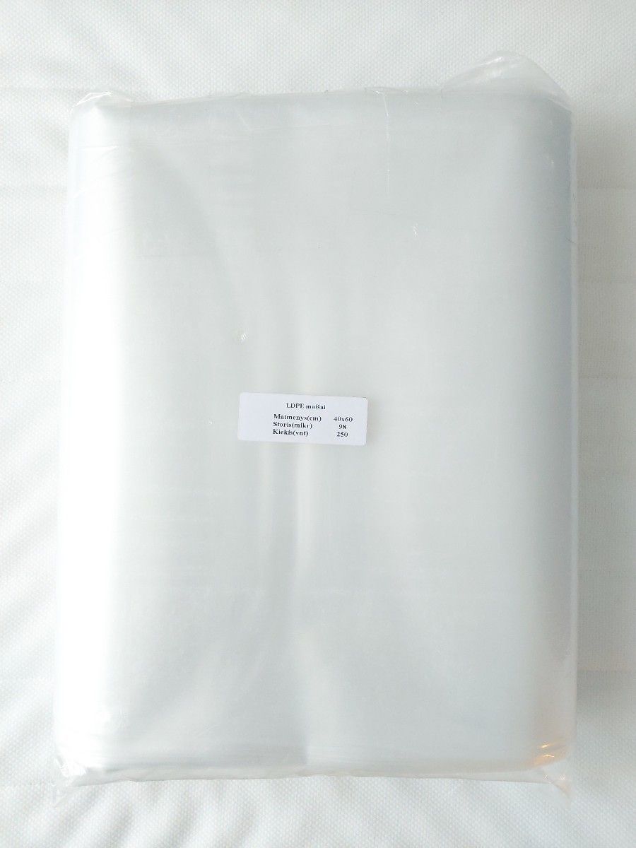 läpinäkyvä muovinen pussi (40 x 60 x 0.1cm) 30€/250kpl, 450€/4500kpl