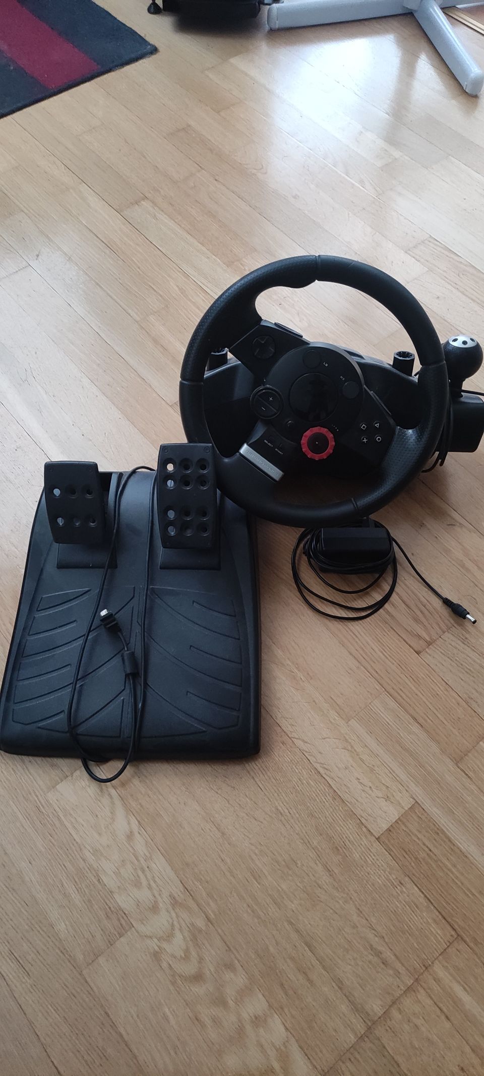 Logitech driving force gt