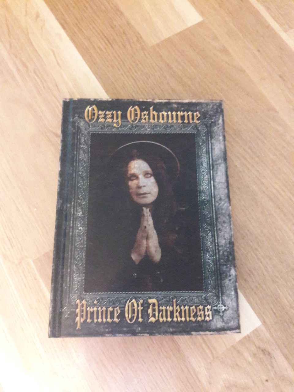 Ozzy osbourne Prince of Darkness 4cd