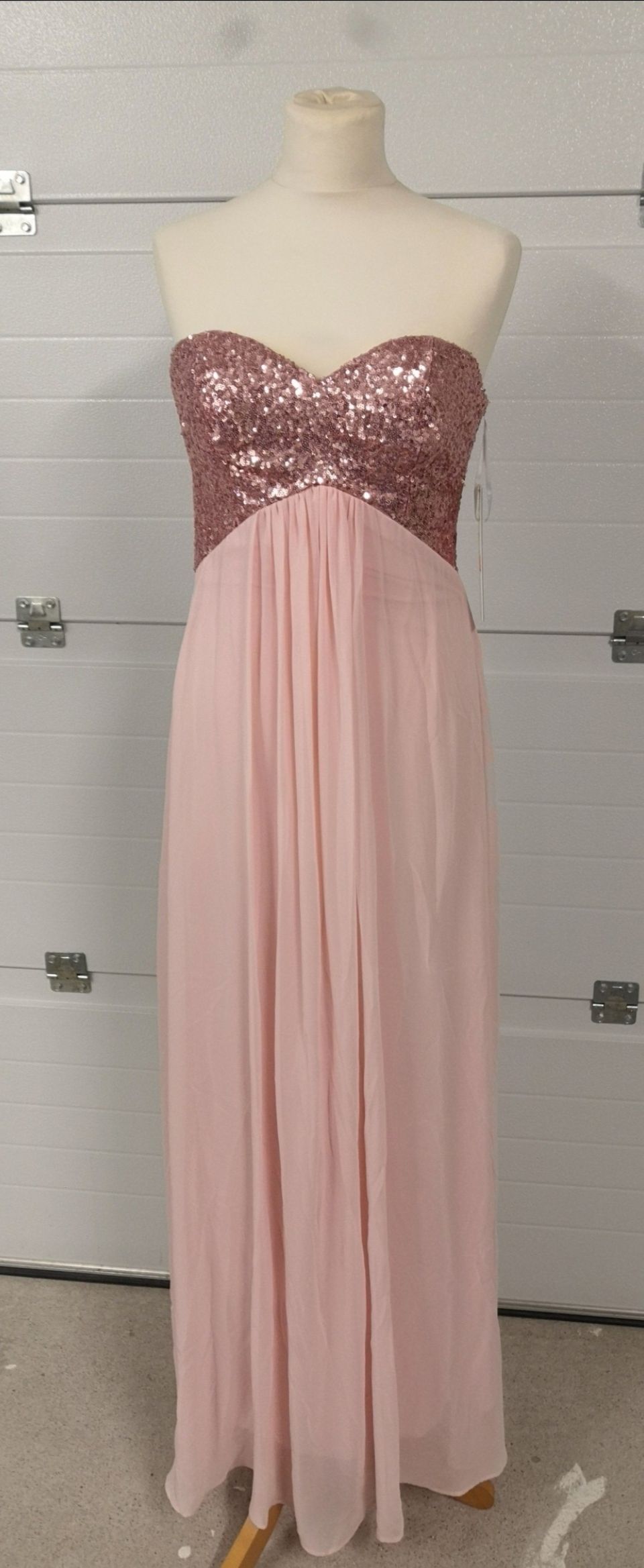 Uusi vaaleanpunainen mekko koko S