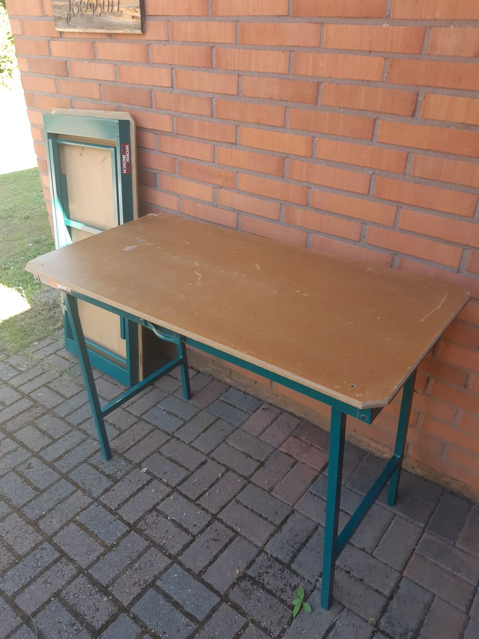 Työpöytiä 2 kpl 60 × 120 cm