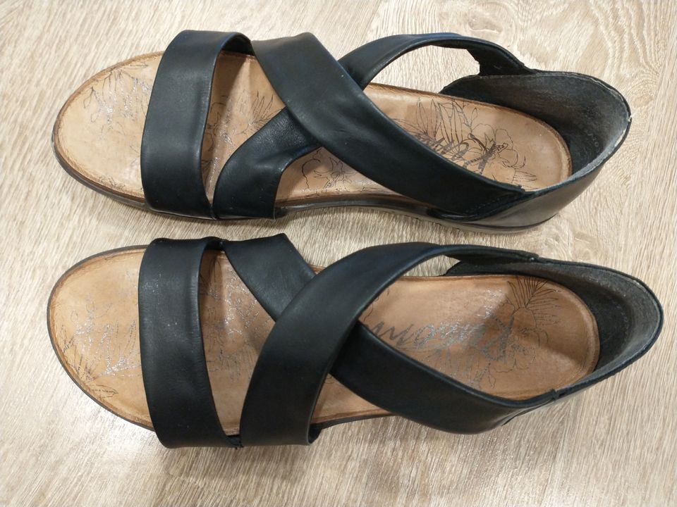 Remonte- sandaalit (koko 43)