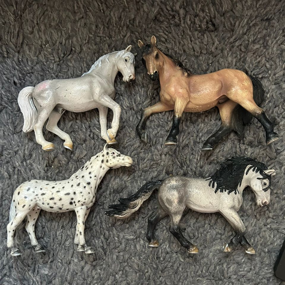 Schleich hevoset