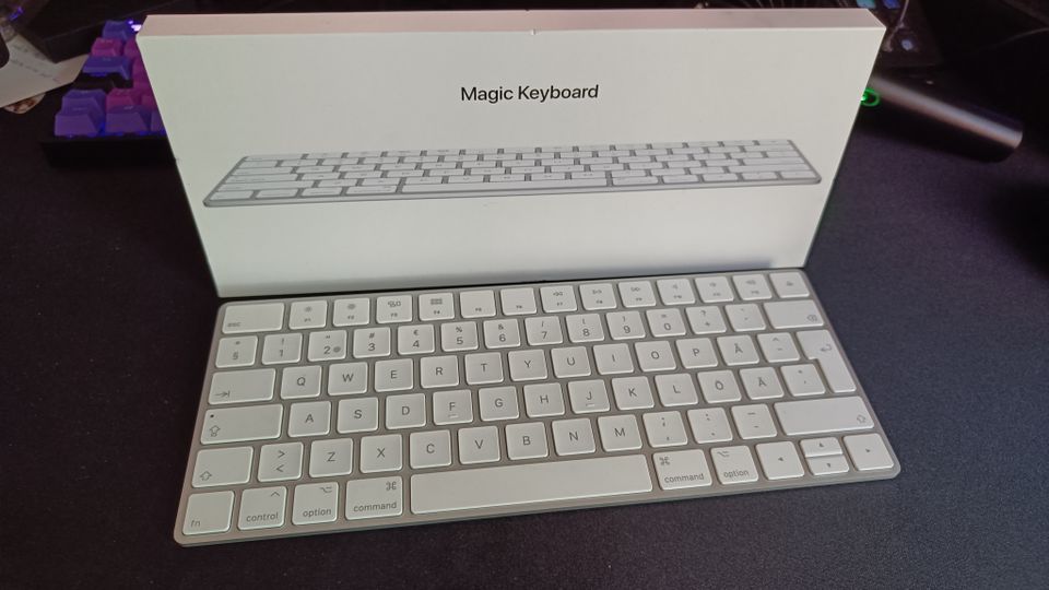 Apple Magic Keyboard (suom. Layout)