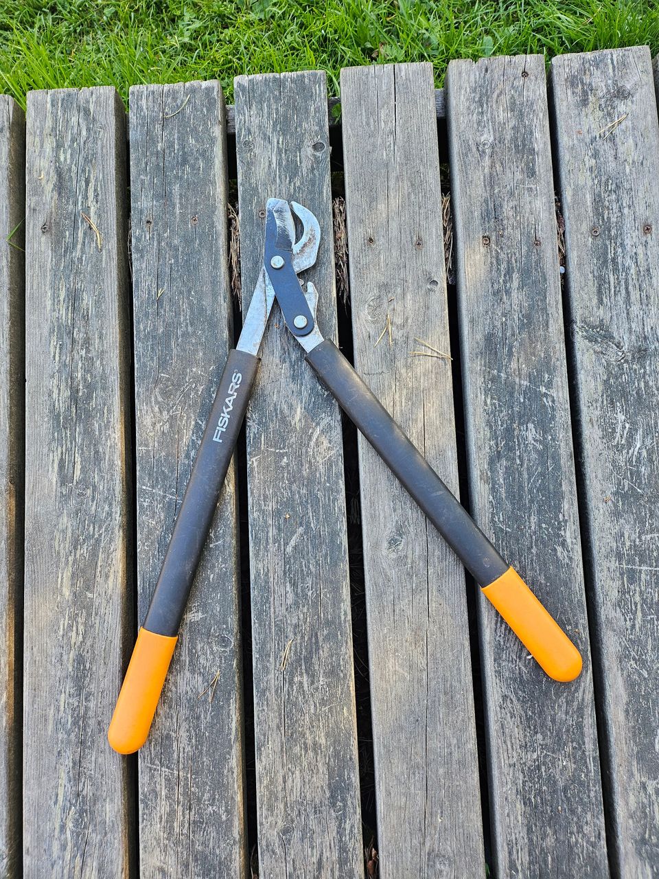 Fiskars raivaussakset