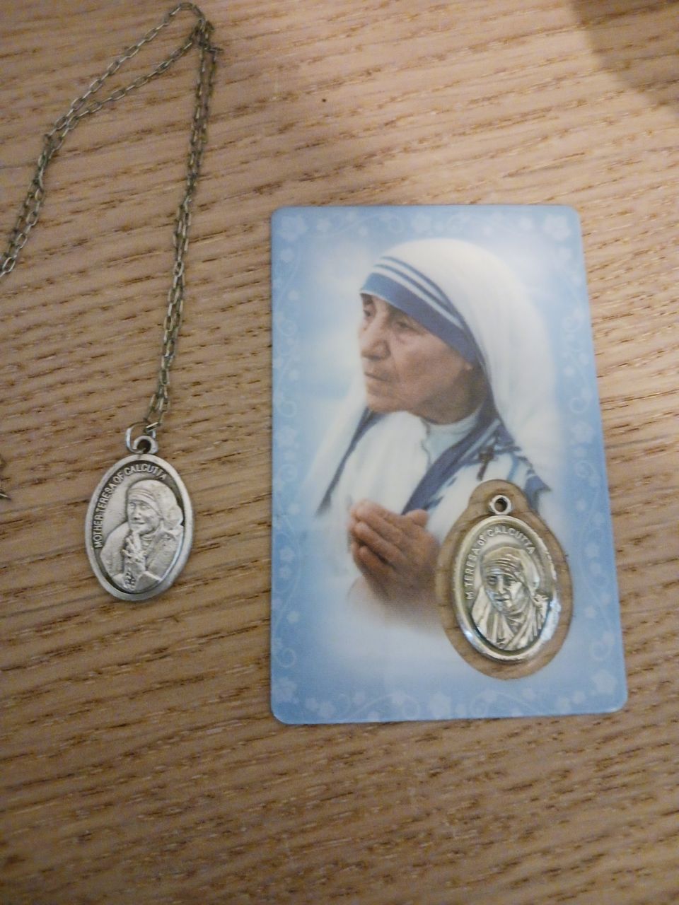 Mother Teresa - riipukset