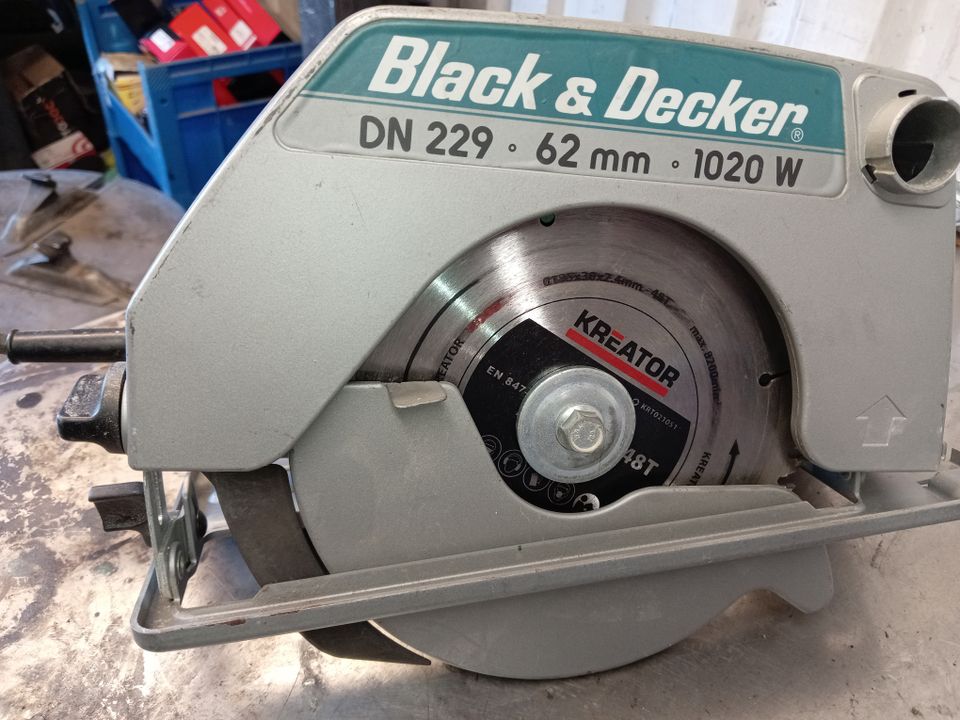 Black & Decker pyörösaha