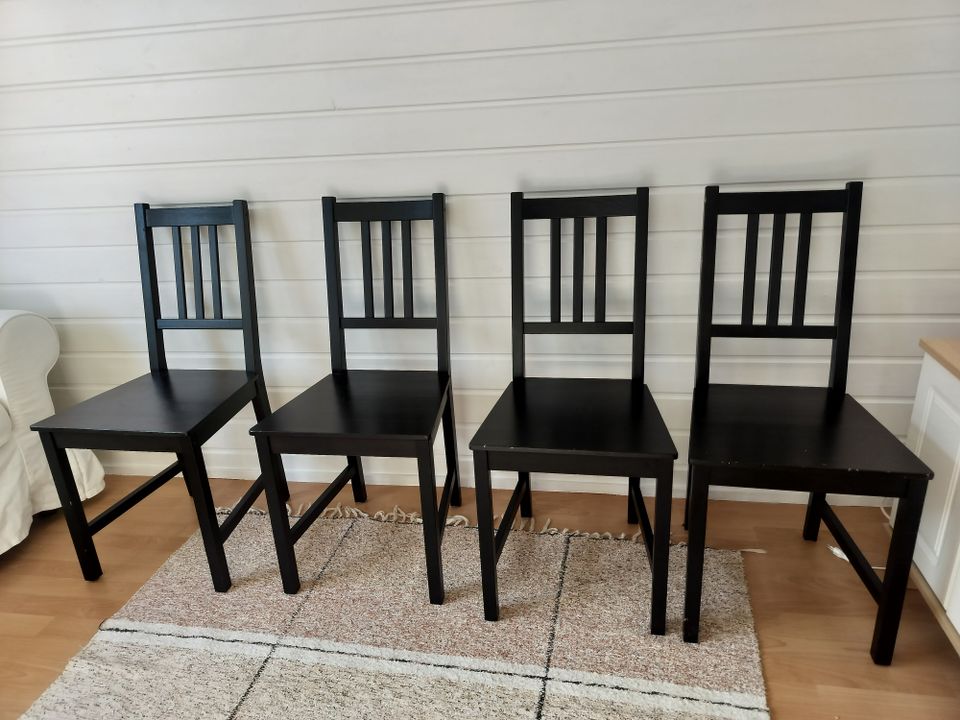 Ikean Stefan tuolit