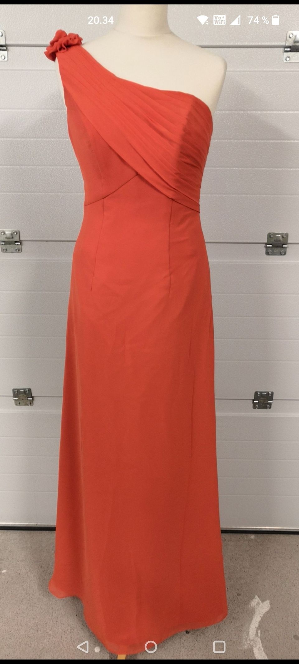 Uusi oranssi mekko koko 36