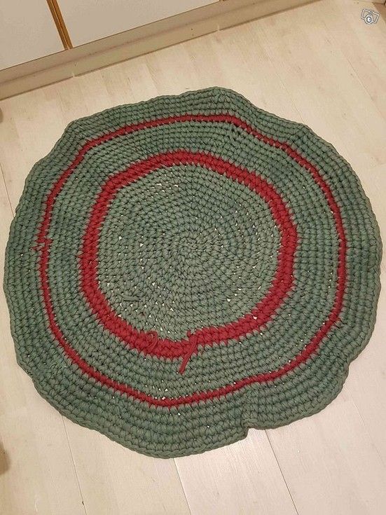 Pyöreä matto erilainen 6kpl - carpet