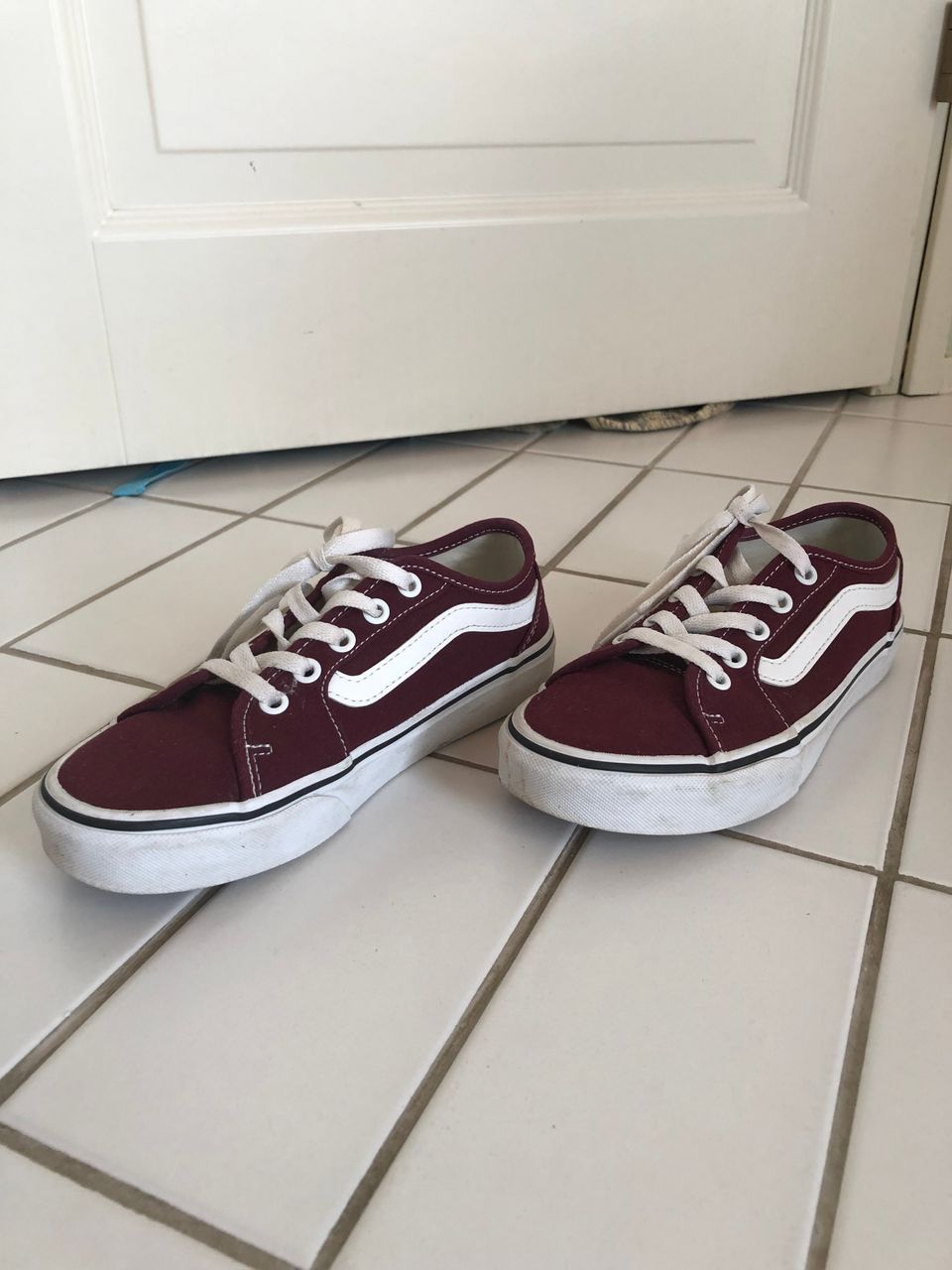 Vans matalavartiset tennarit kokoa 35