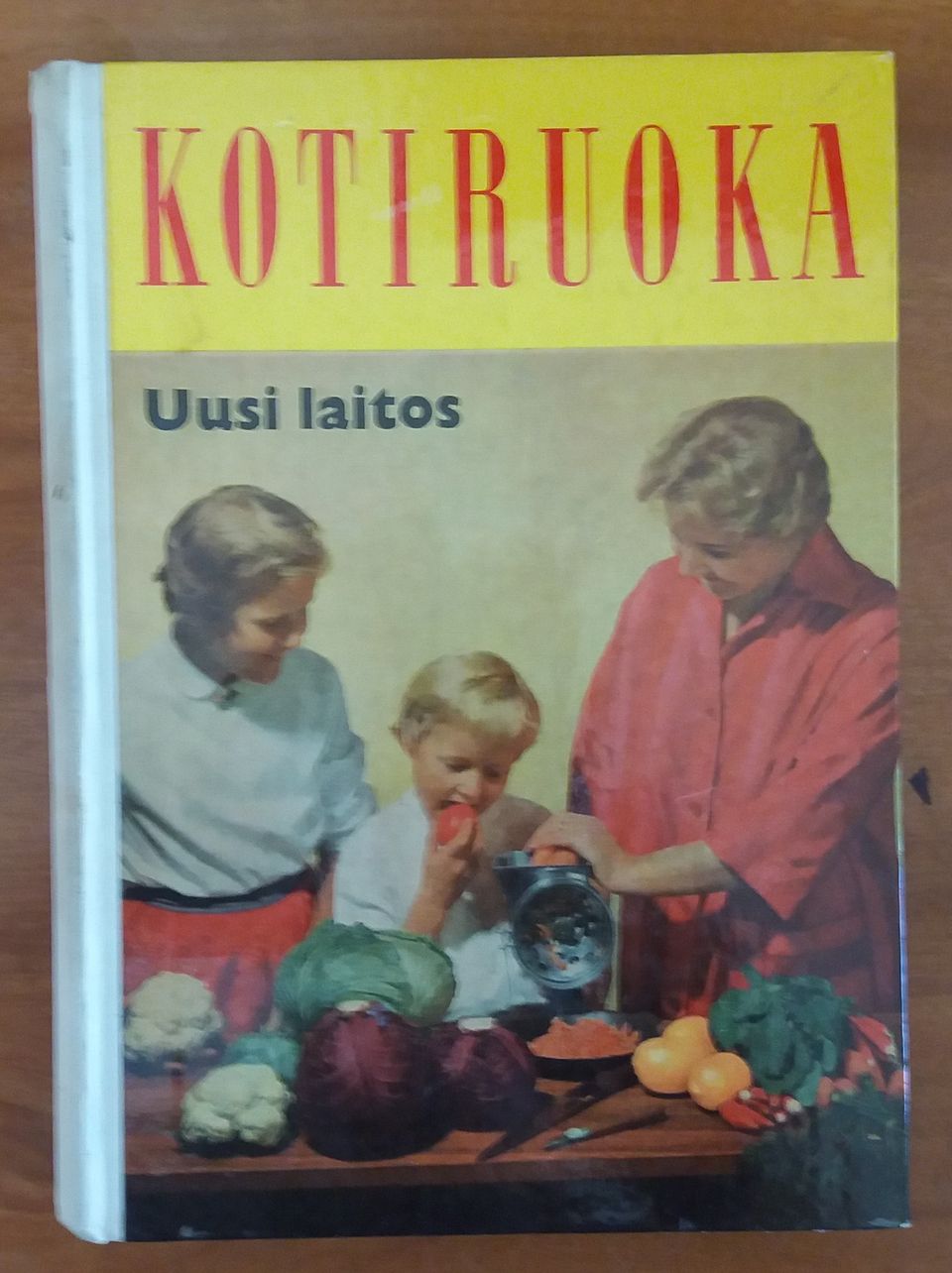 KOTIRUOKA : keittokirja kotia ja koulua varten Otava 27p 1964
