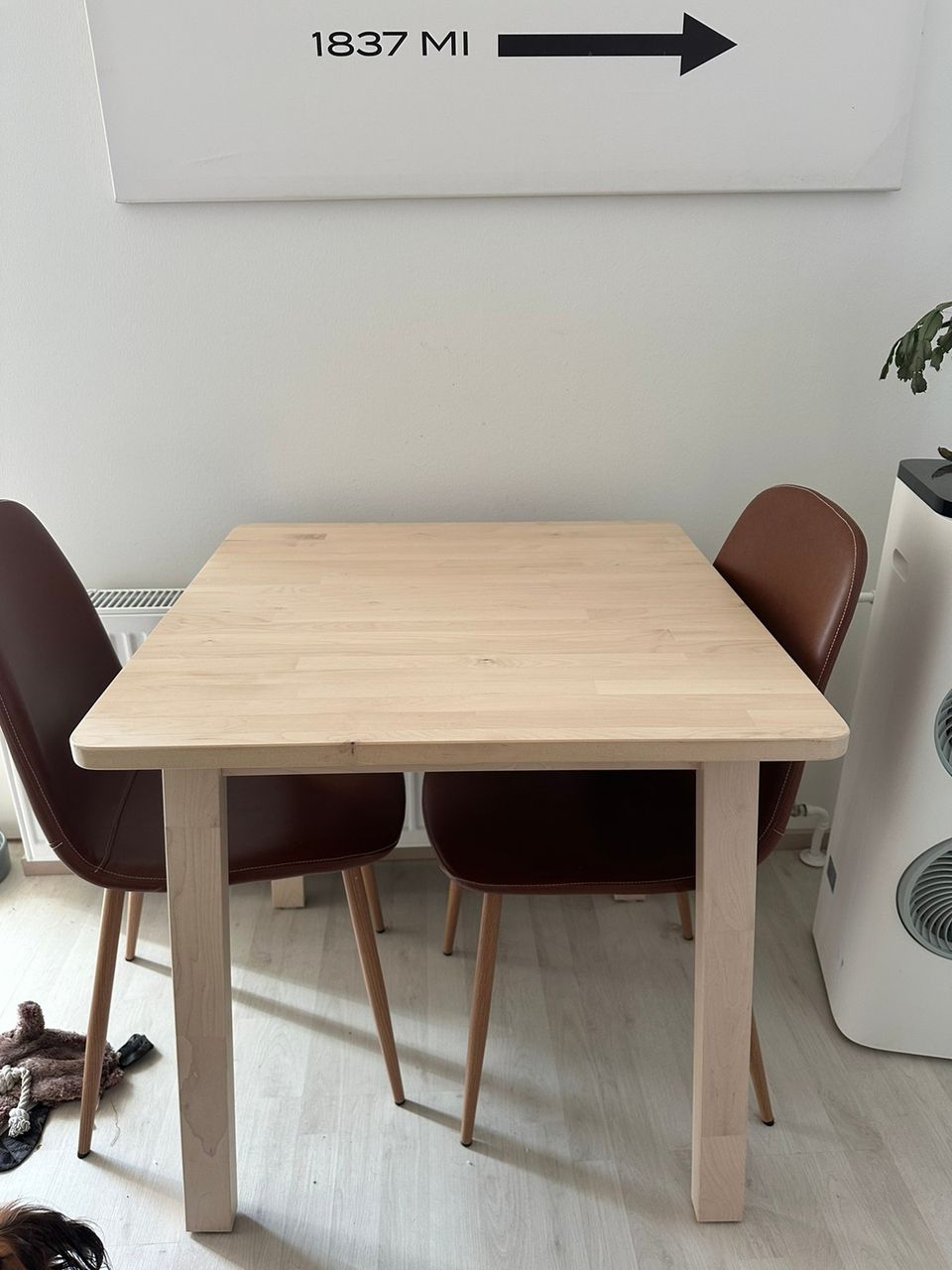 Ikean kahden hengen ruokapöytä NOUTO SOVITTU