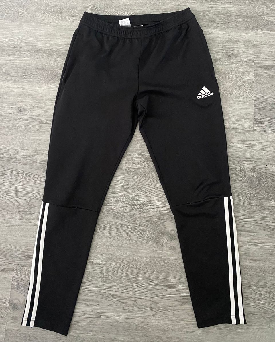 Adidas Aeroready verkkarit