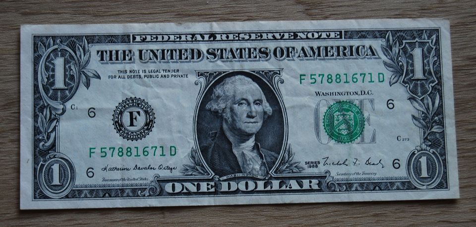 1 US Dollar 1988