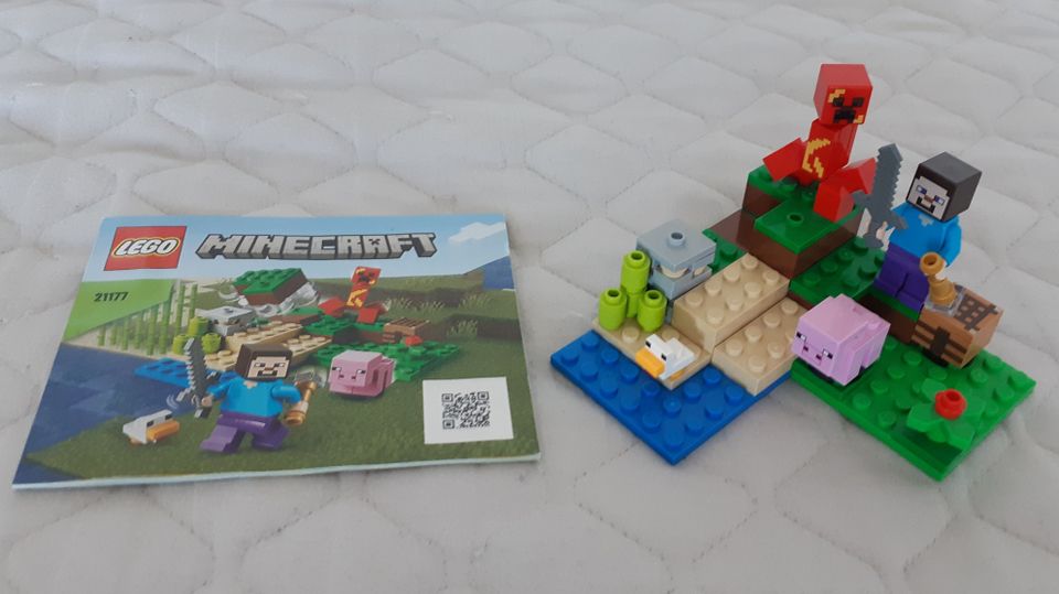 Lego Minecraft Creeper-väijytys