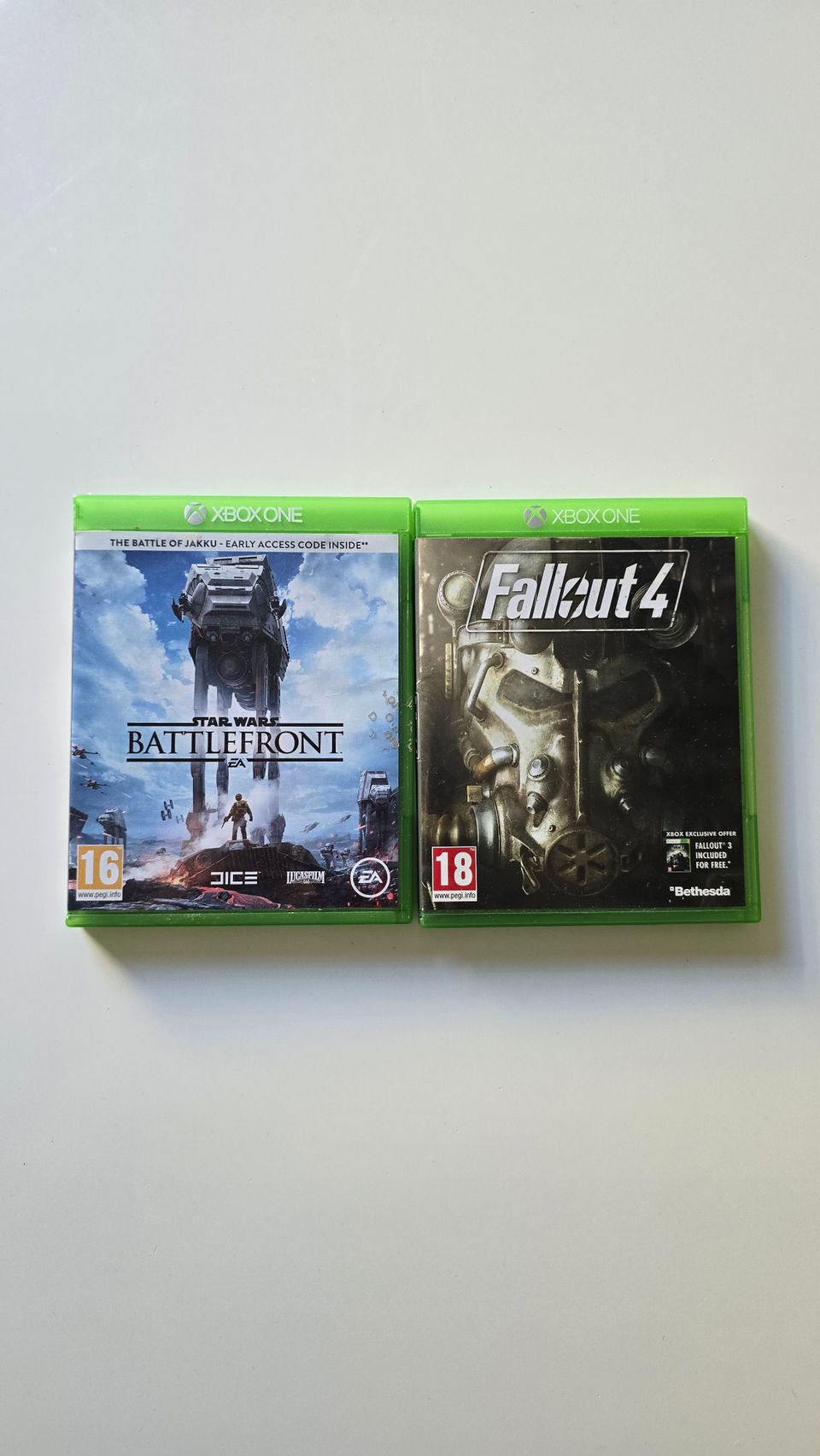 Xbox one pelejä / Star Wars Battlefront / Fallout 4