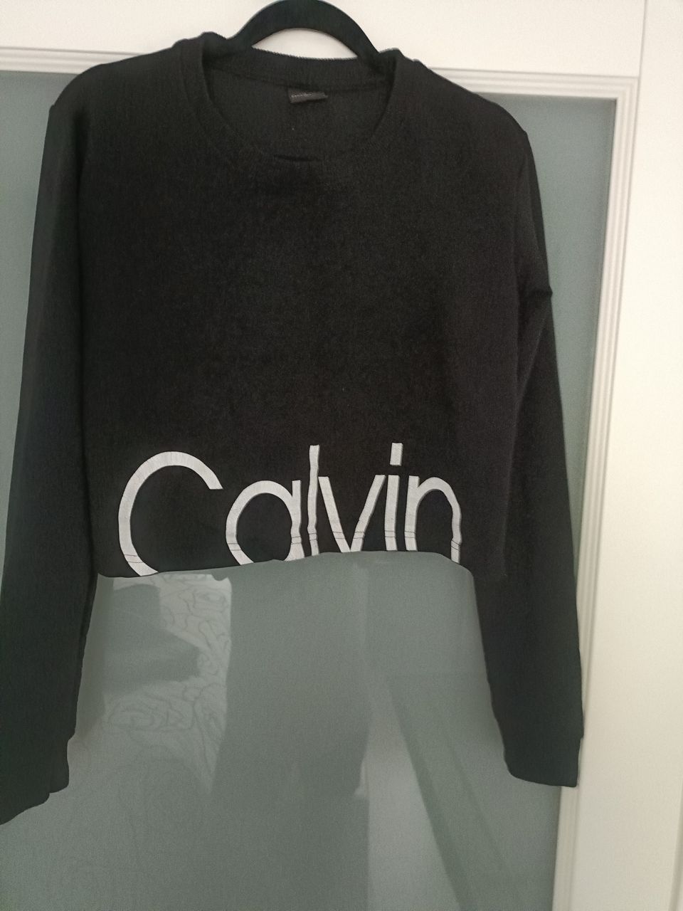 Calvin Klein pusero