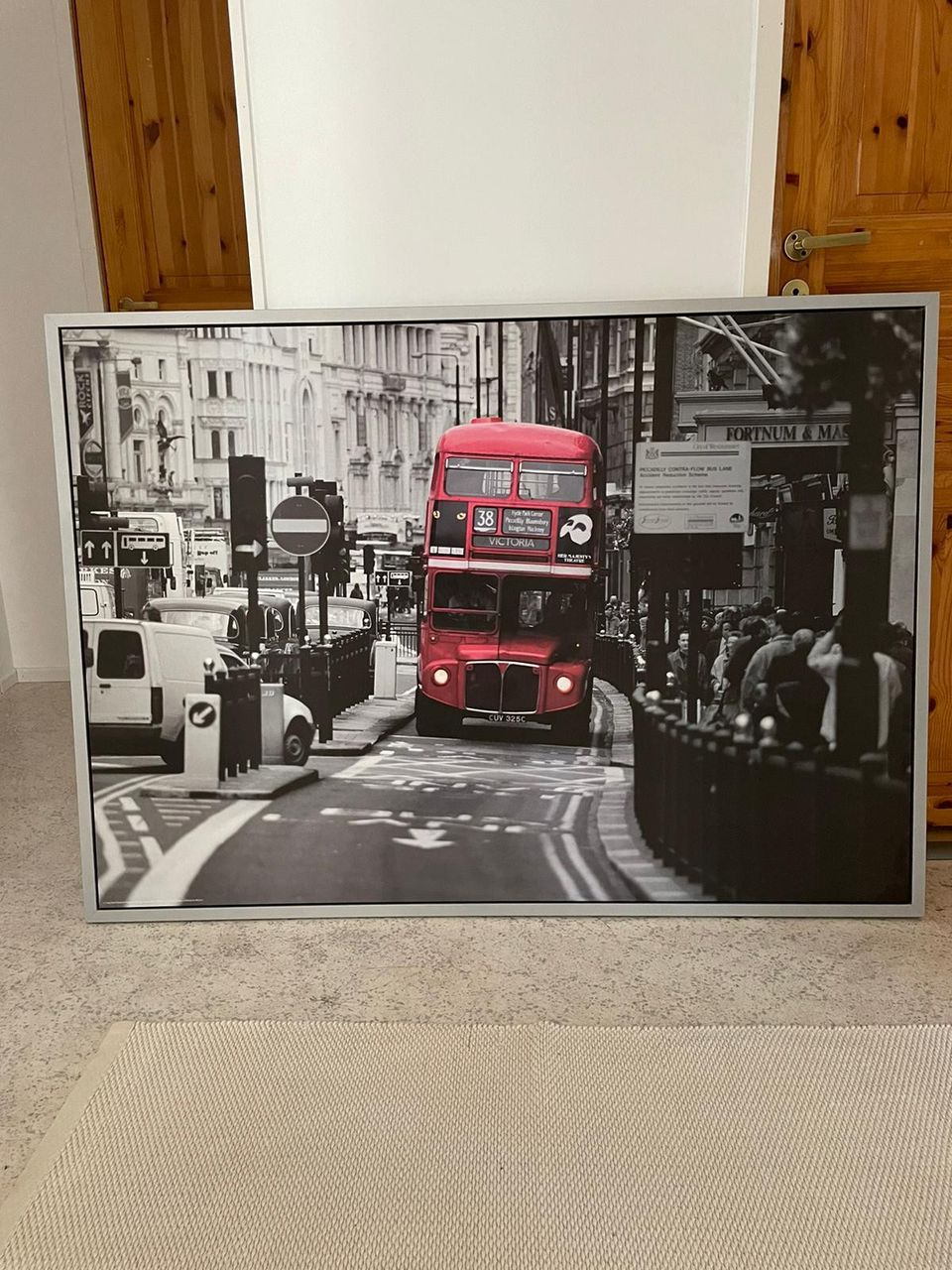 Lontoo taulu 140 x 100 cm