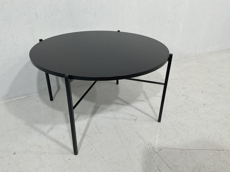 Pyöreä musta pöytä sohvapöytä 70x42