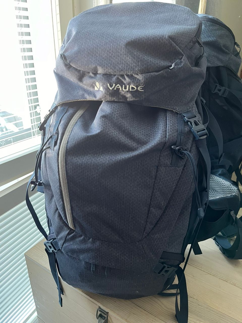 Vaude naisten rinkka asymmetric 48+8