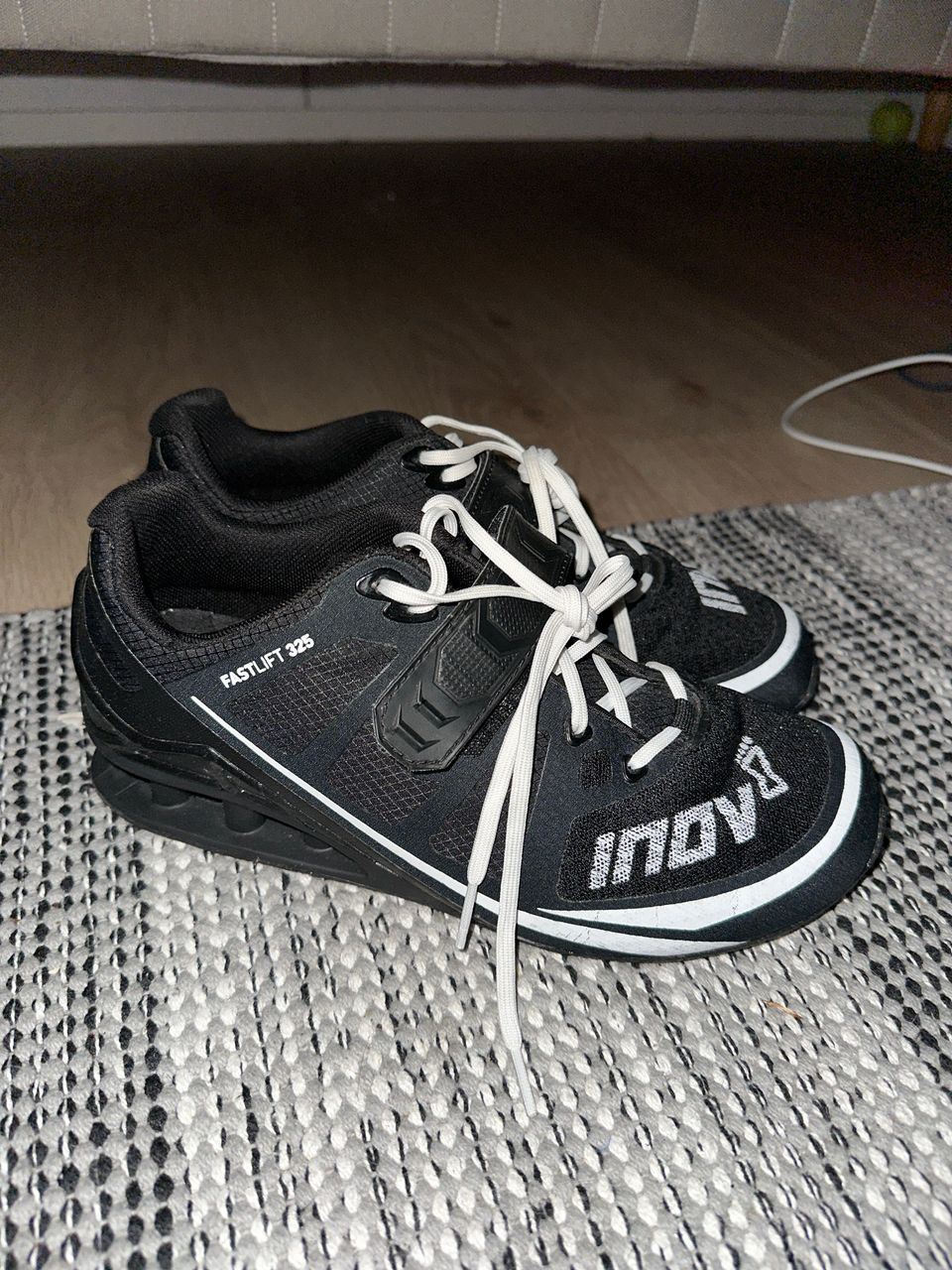 INOV Fastlift 325