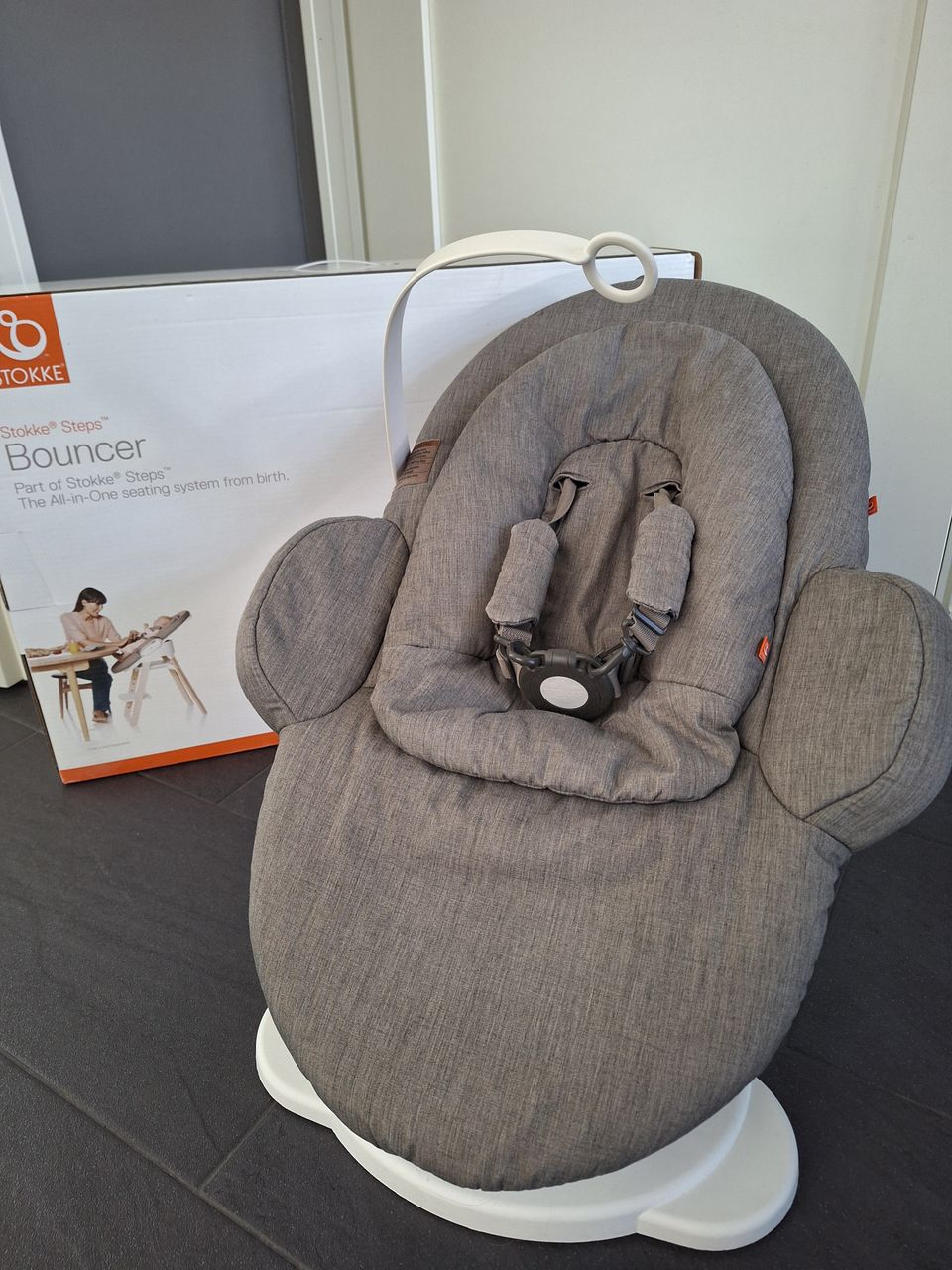 Stokke steps newborn set bouncer