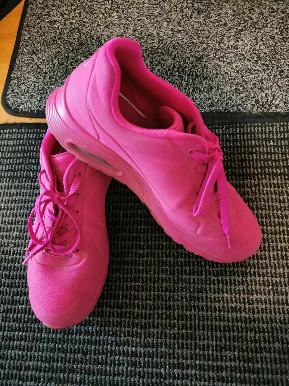 Skechers uno 41 hot pink