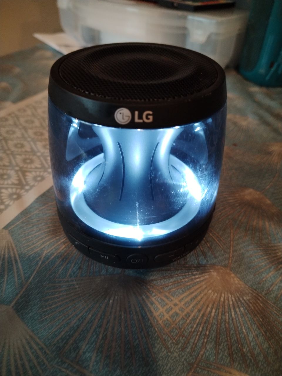 LG PH1 Bluetooth kaiutin