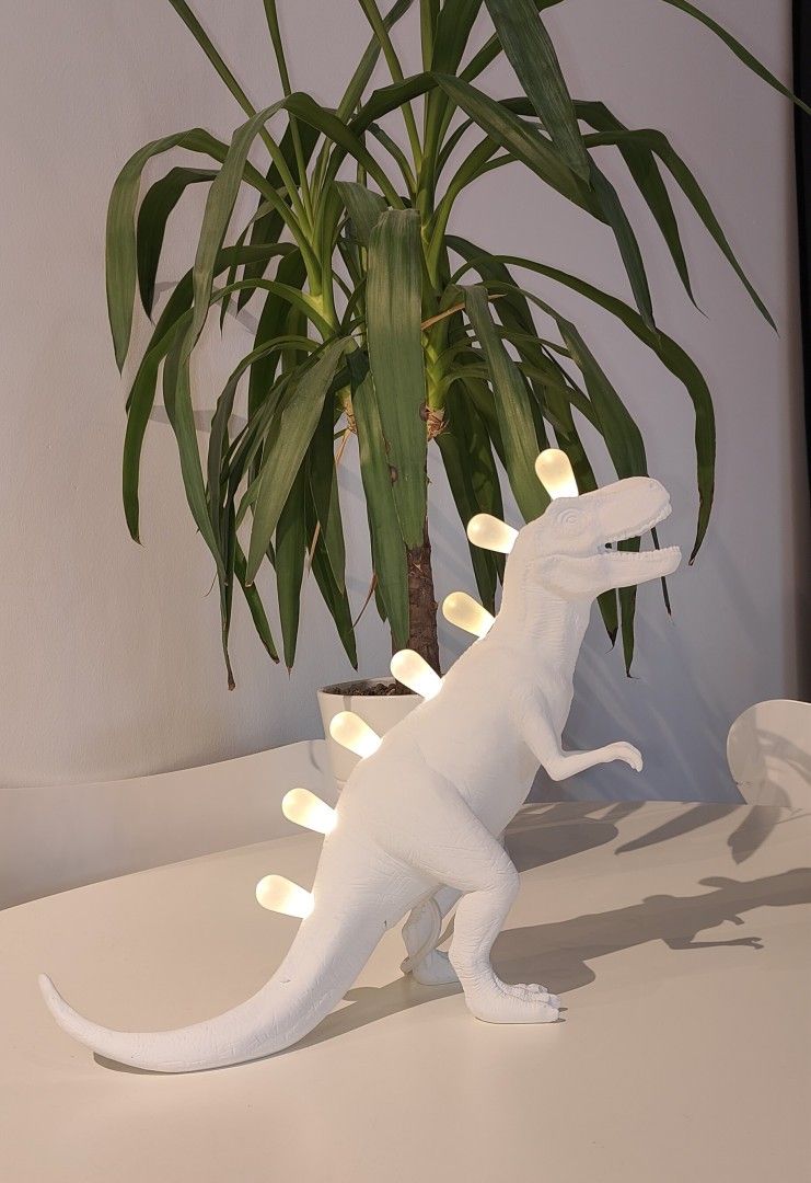 SELETTI Jurassic lamp Tyrannosaurus Rex -50% ETUSI 127,5e