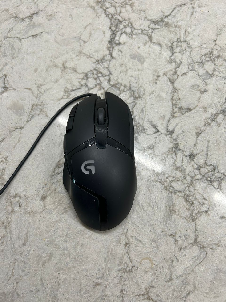 Logitech g402 pelihiiri