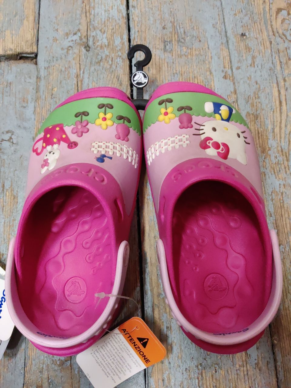 Hello Kitty Crocs sandaalit