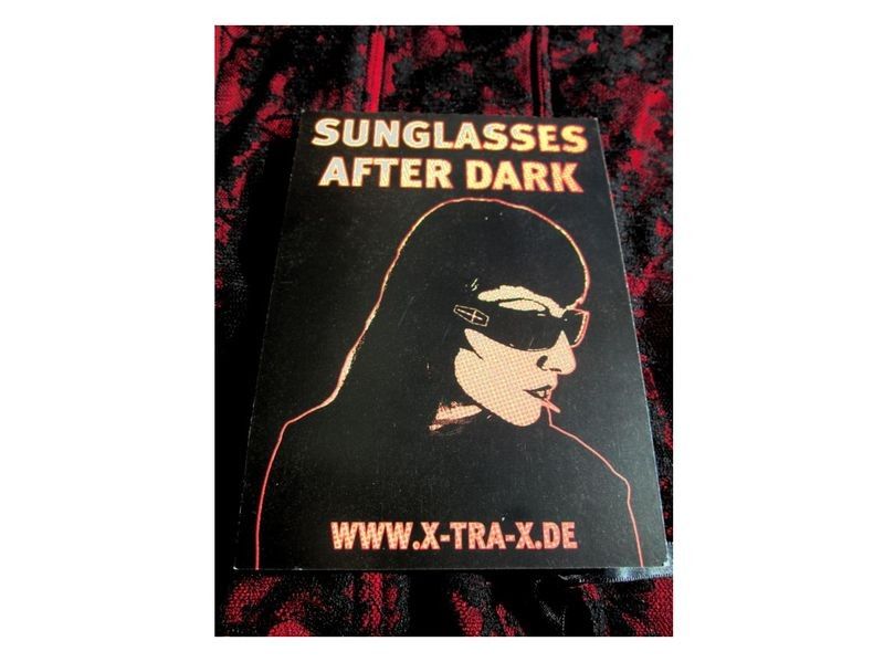 Postikortti Sunglasses After Dark, gootti, metal