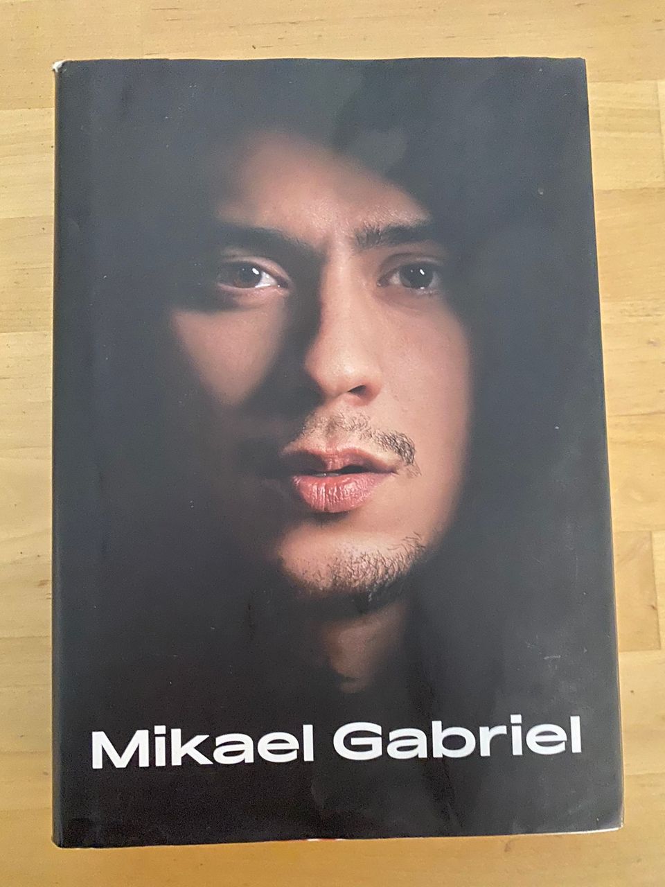 Mikael Gabriel - Alasti