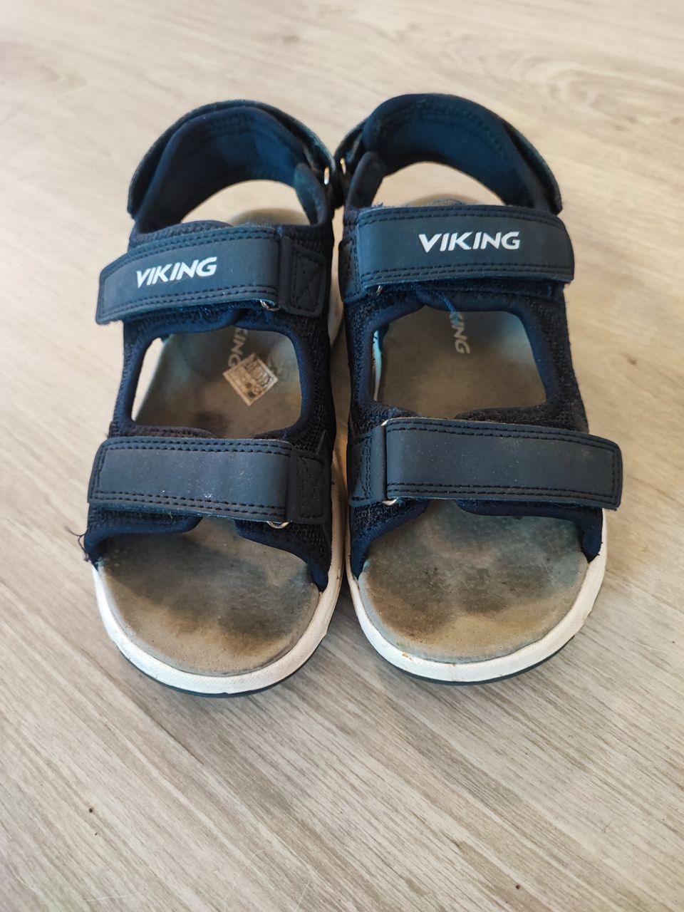 Viking sandaalit, 33