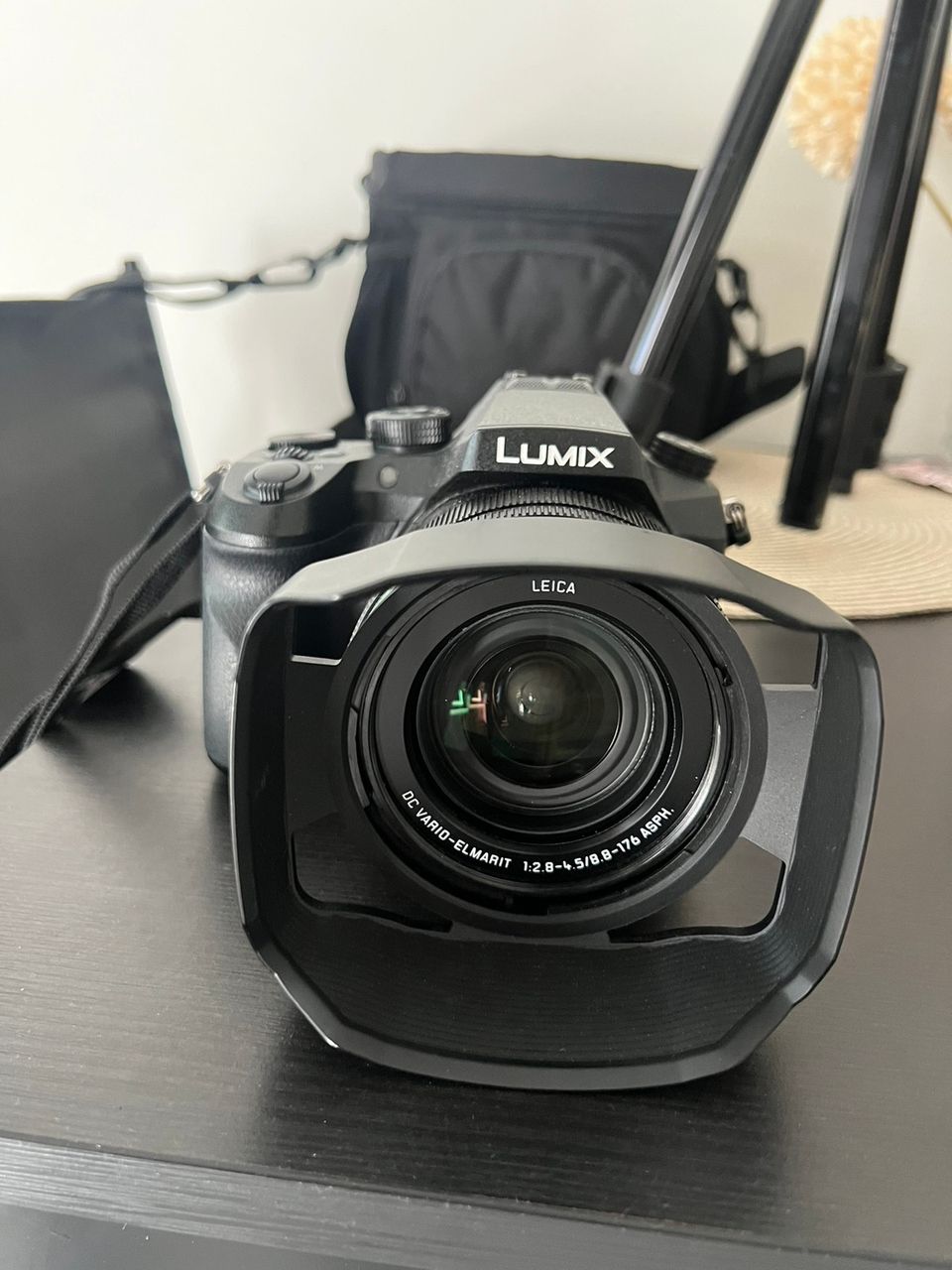 Panasonic DMC-FZ2000