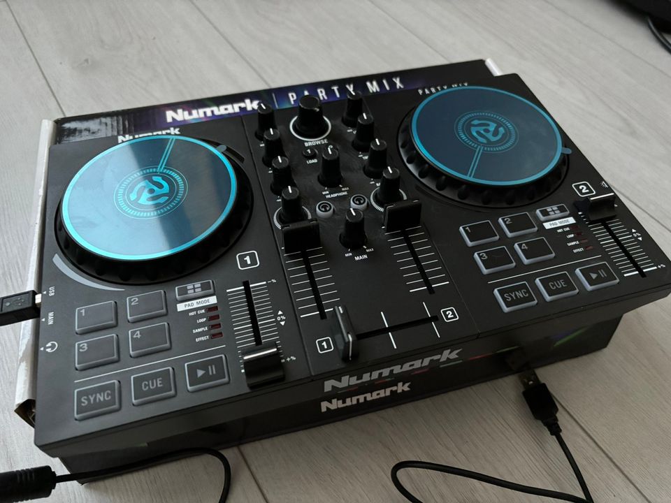 Numark Party Mix II DJ-ohjain