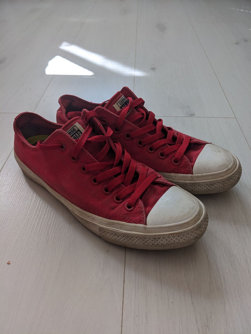 Converse 42